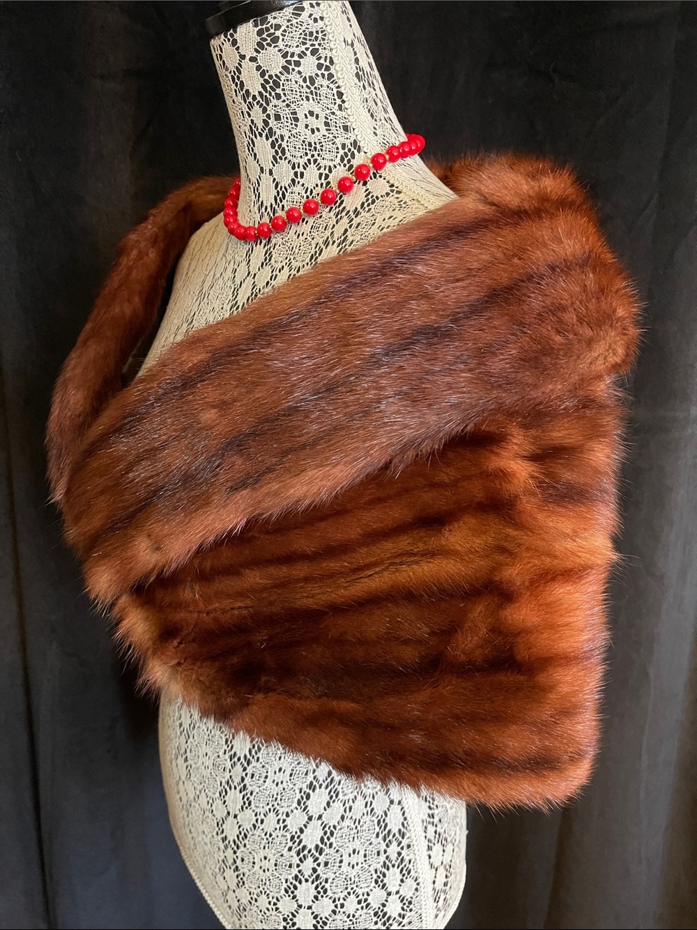 Vintage-1940-1950 Mink Fur Stole Wrap - Picture 12 of 16